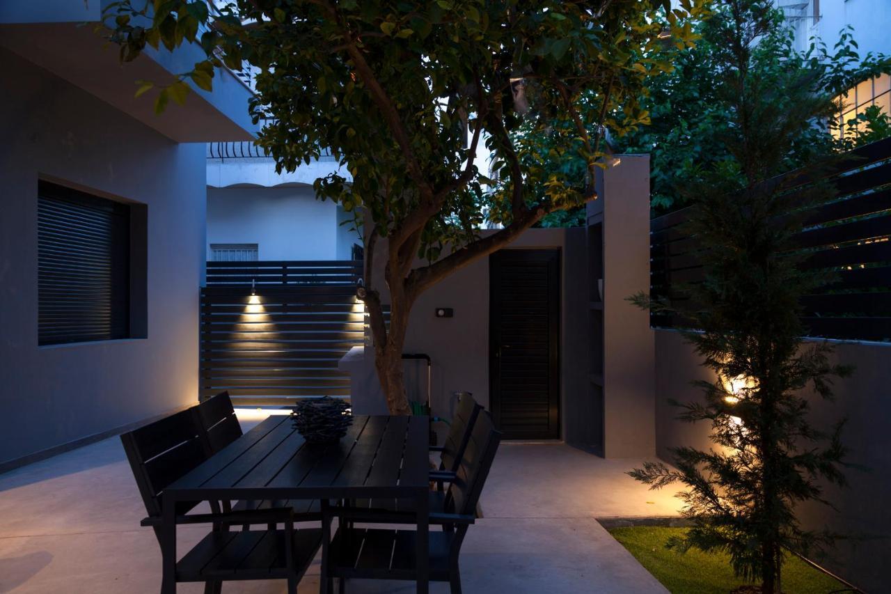 Spacious Flat With Courtyard And Private Parking! Athena Bagian luar foto